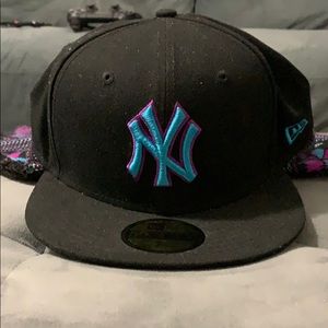 New Era MLB Flurry Fit Dogear 59FIFTY Hat 7 1/4